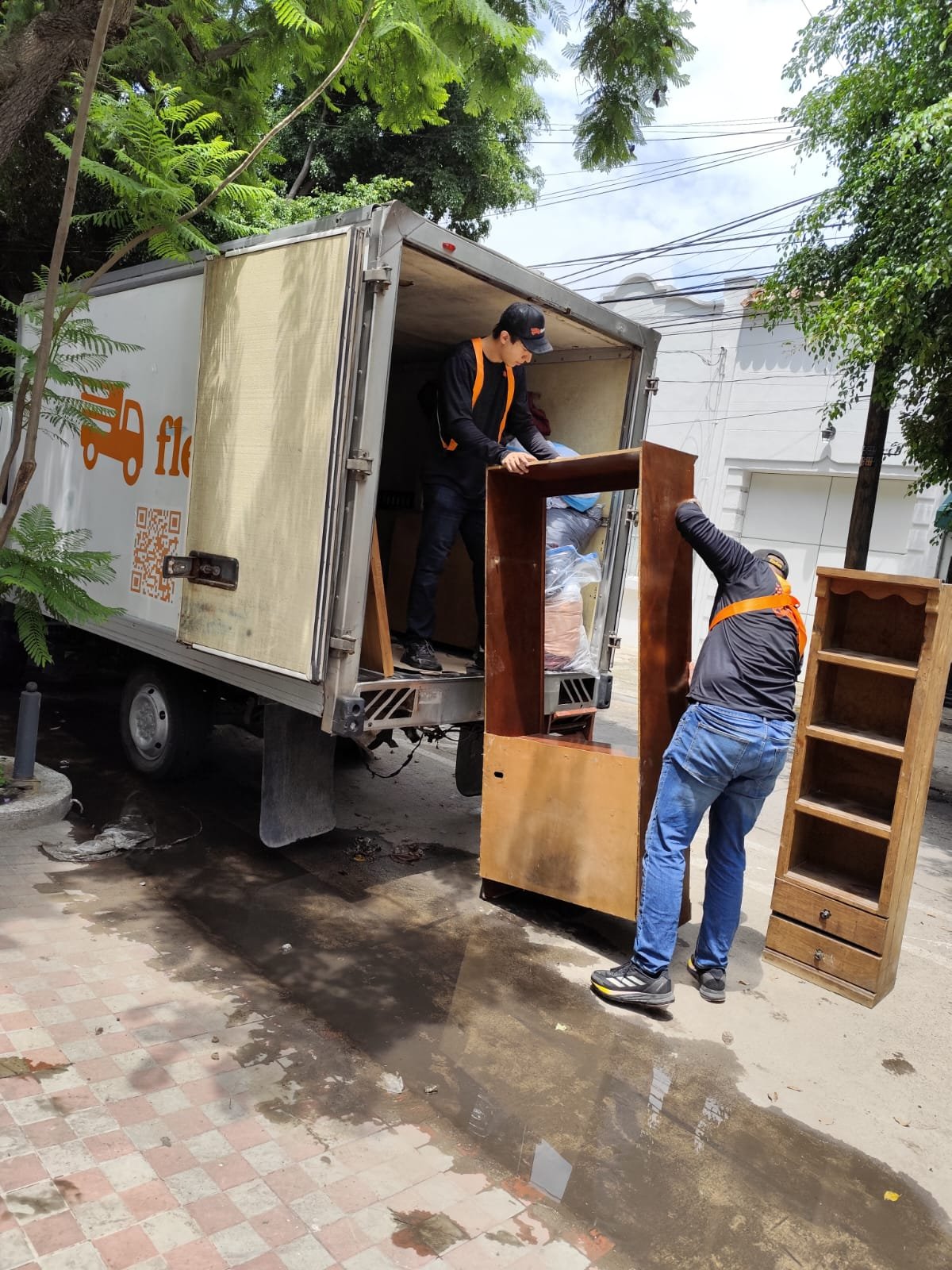 0f21ca28 f7e9 4c3a a607 8eae3dcf0a41